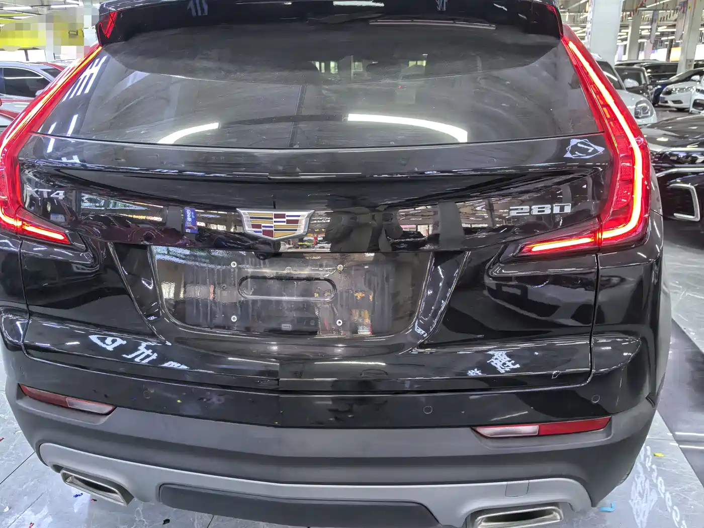 CADILLAC XT4
