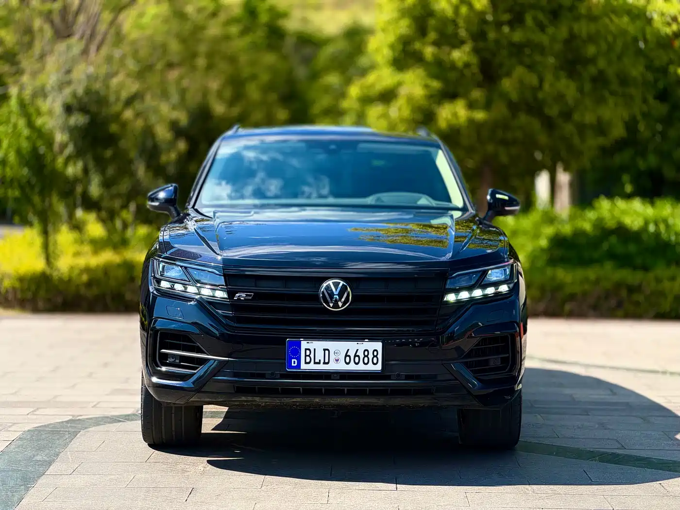 VOLKSWAGEN TOUAREG