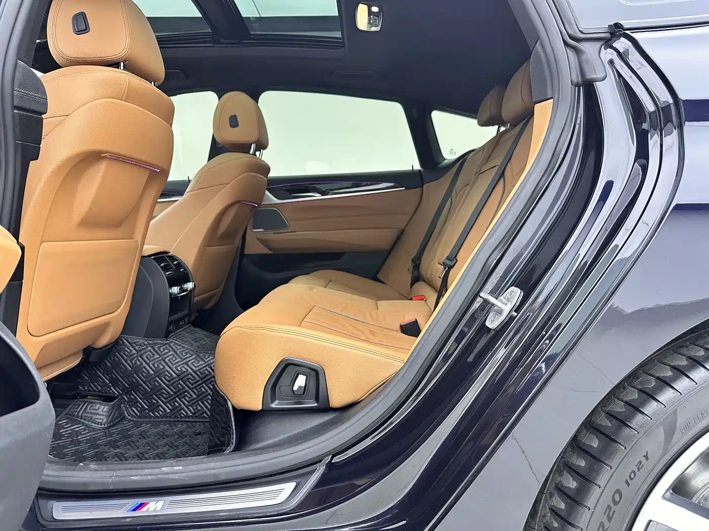 BMW 6 Series GT 2022 Model 630i M Sport Package фото 15