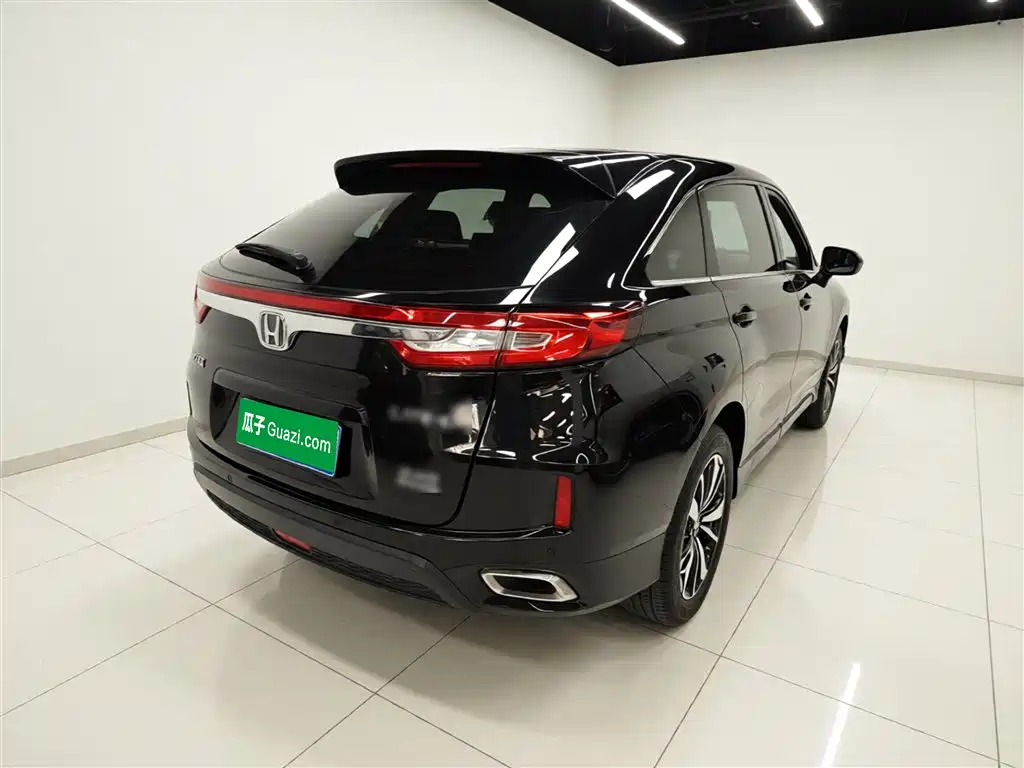 Фото 7 - Honda UR-V