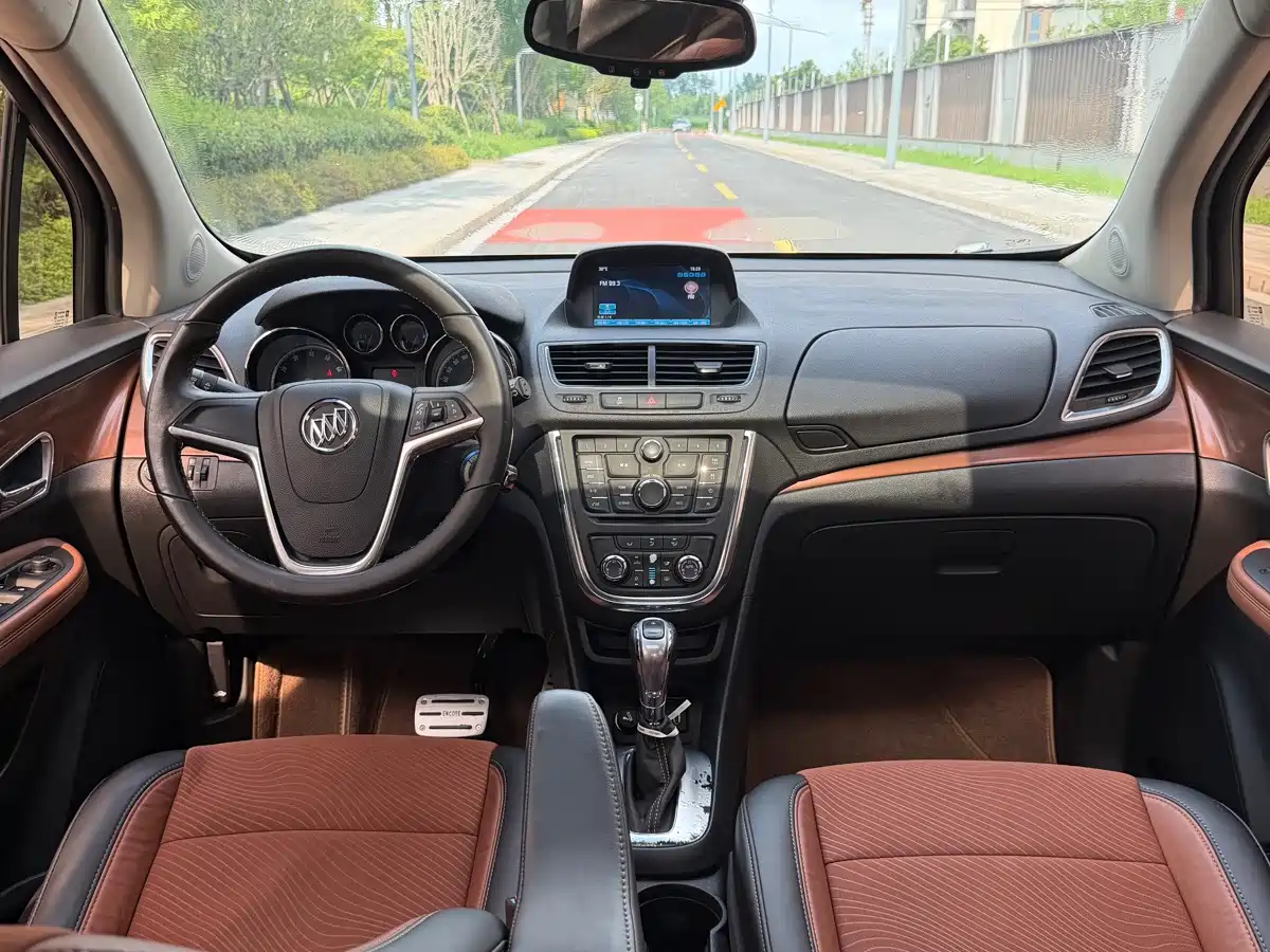 Фото 2 - Buick Encore