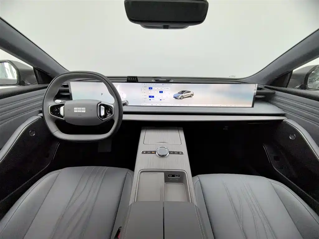 GEELY GALAXY GALAXY E8