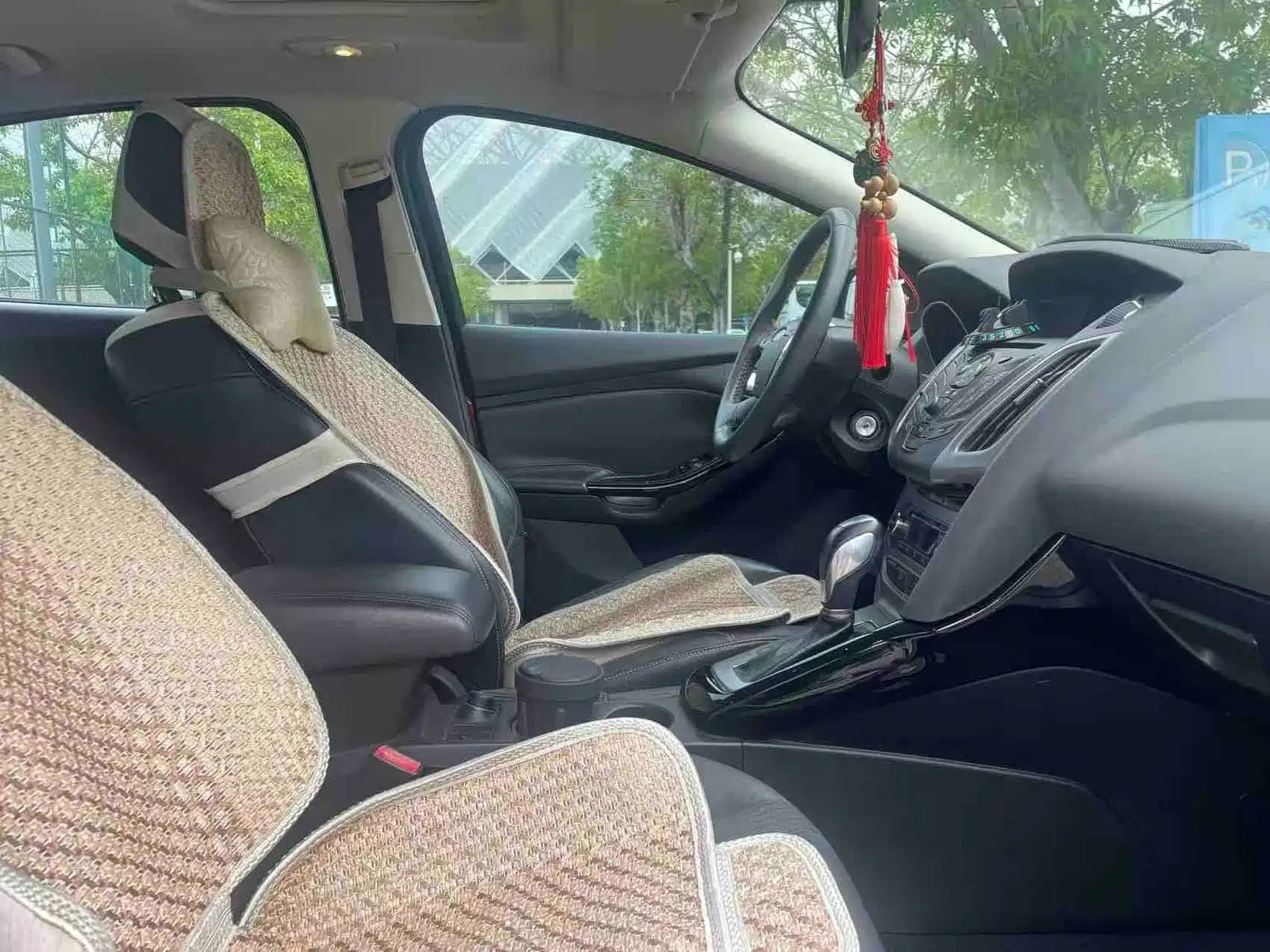 Фото 8 - Ford Focus