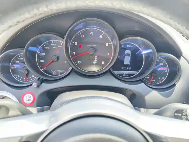 Porsche Cayenne 2016 Cayenne Platinum Edition 3.0T — фото 4