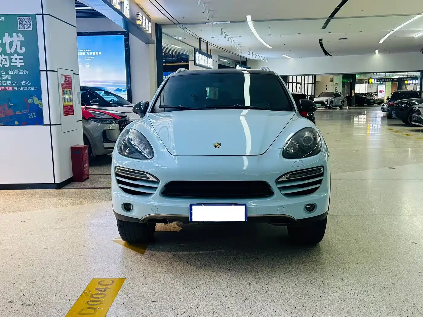 Porsche Cayenne 2014 Cayenne Platinum Edition 3.0T фото 2