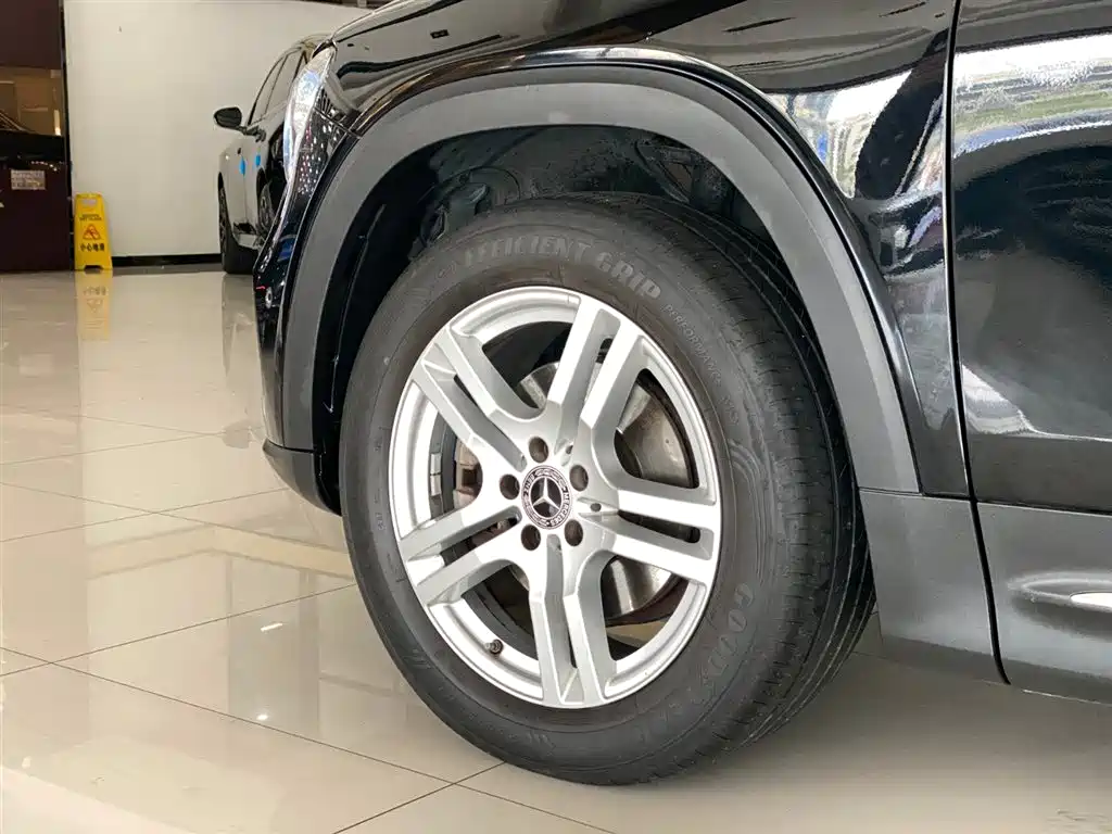 Mercedes-Benz GLB 2021 GLB 200 Dynamic фото 20