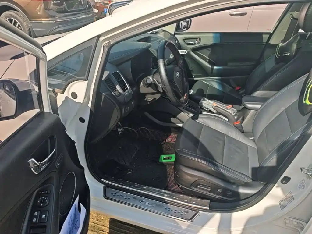 Kia K3S 2014 2014 1.6L Automatic Premium