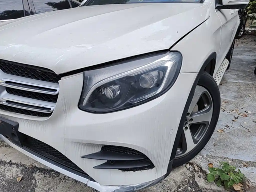 صورة 24 - Mercedes-Benz GLC