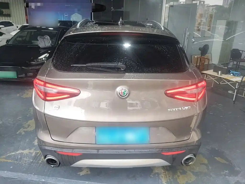 Alfa Romeo Stelvio 2019 2017 2.0T 280HP Luxury