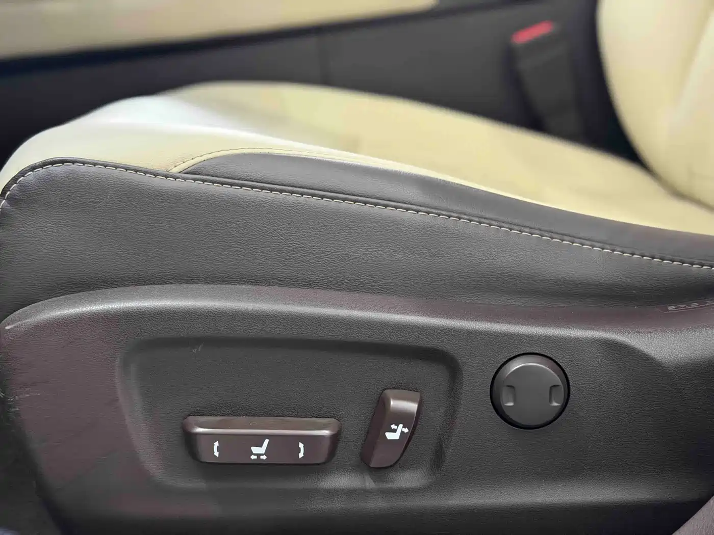Lexus RX 2016 300 4WD Elegance Edition (China V) фото 9