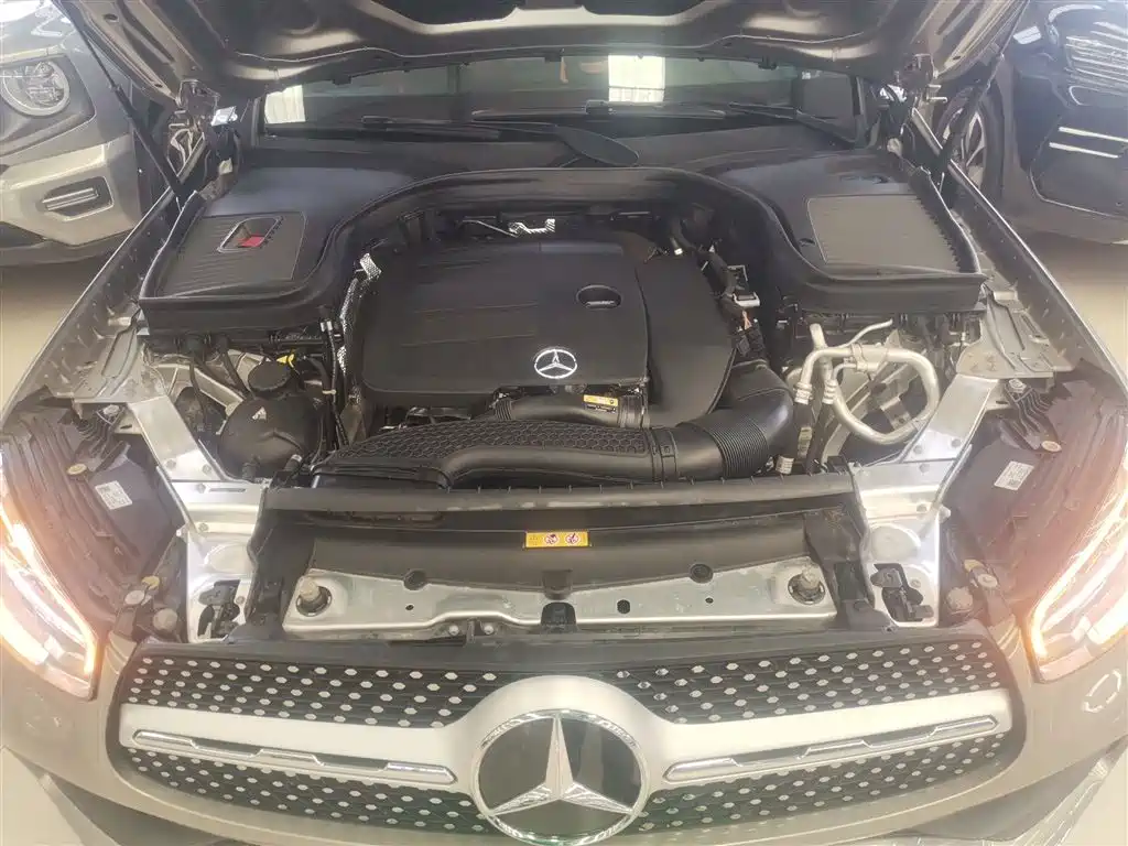 Mercedes-Benz GLC 2020 Facelift GLC 300 L 4MATIC Dynamic фото 16