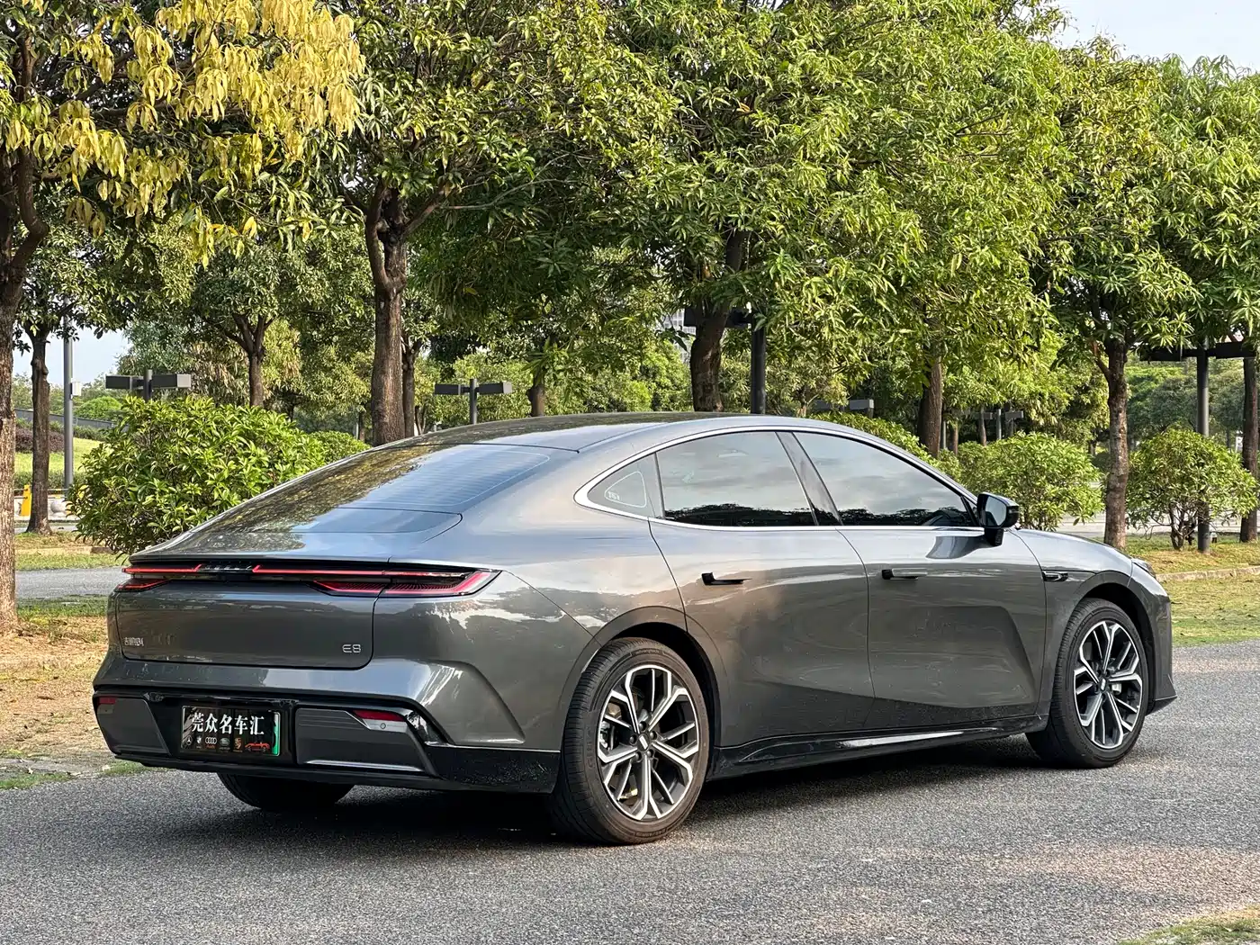 GEELY GALAXY GALAXY E8