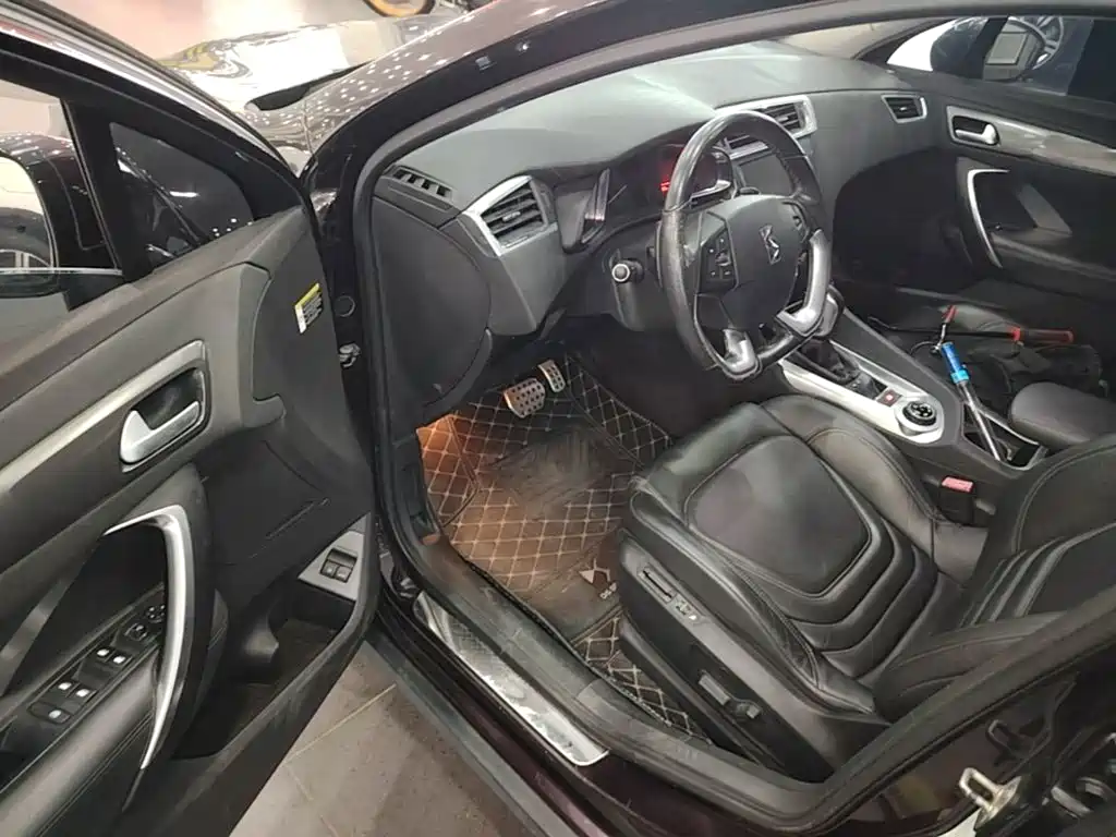 DS 6 2016 2016 1.8T Luxury THP200