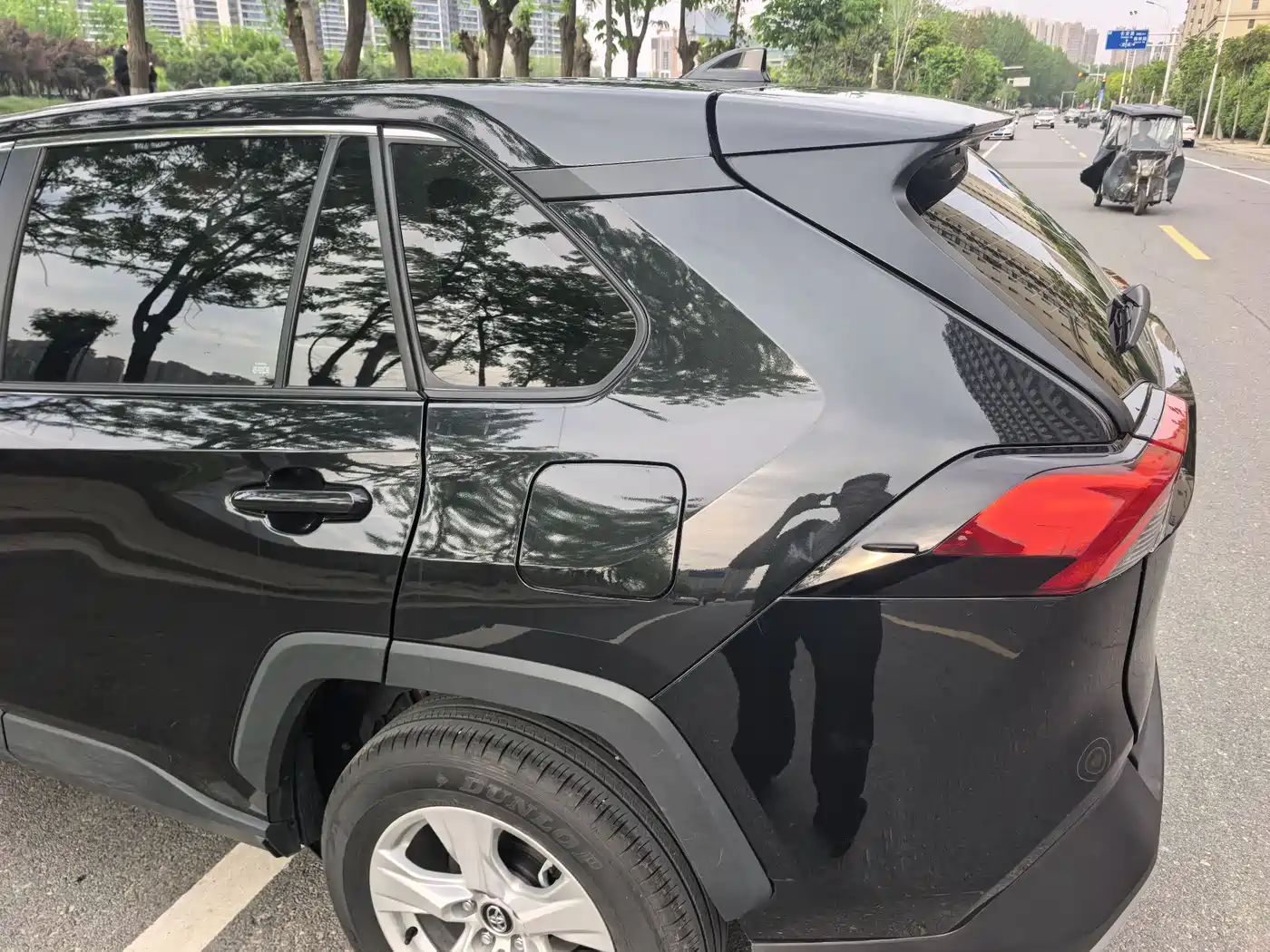 TOYOTA RAV4 RONGFANG
