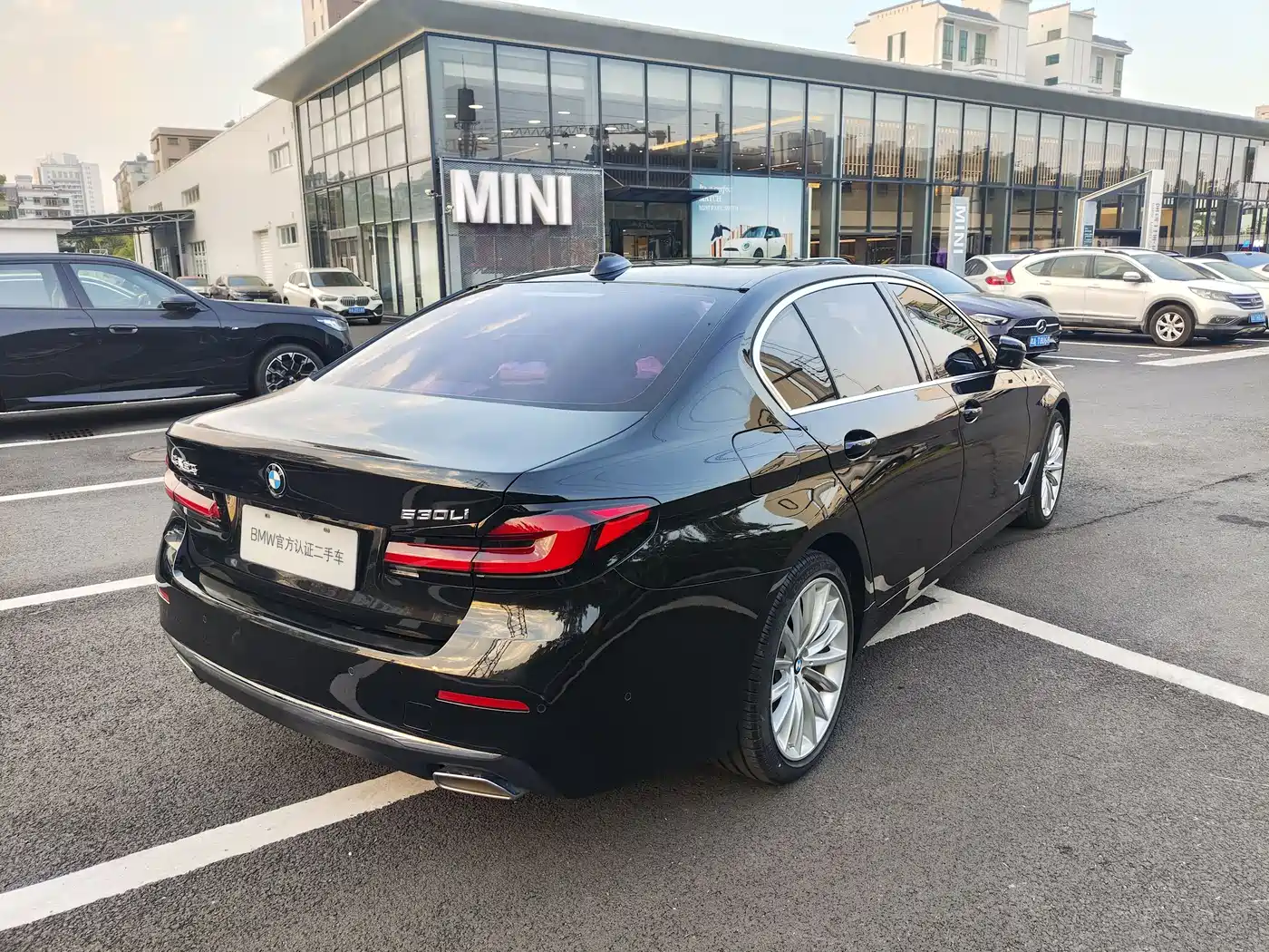 BMW 5-SERIES
