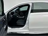 Photo 16 - Mercedes-Benz C-Class