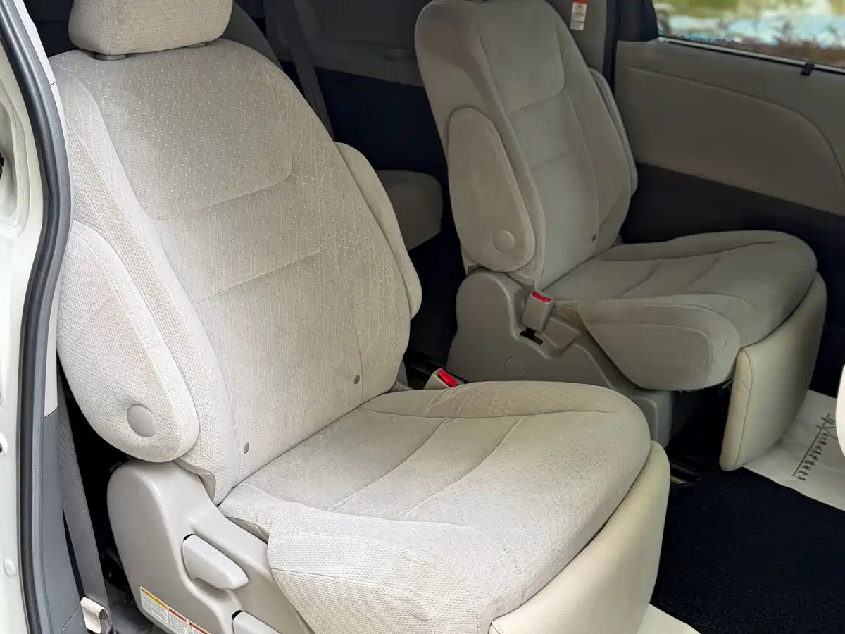 Toyota Sienna 2016 2015 3.5L 4WD L
