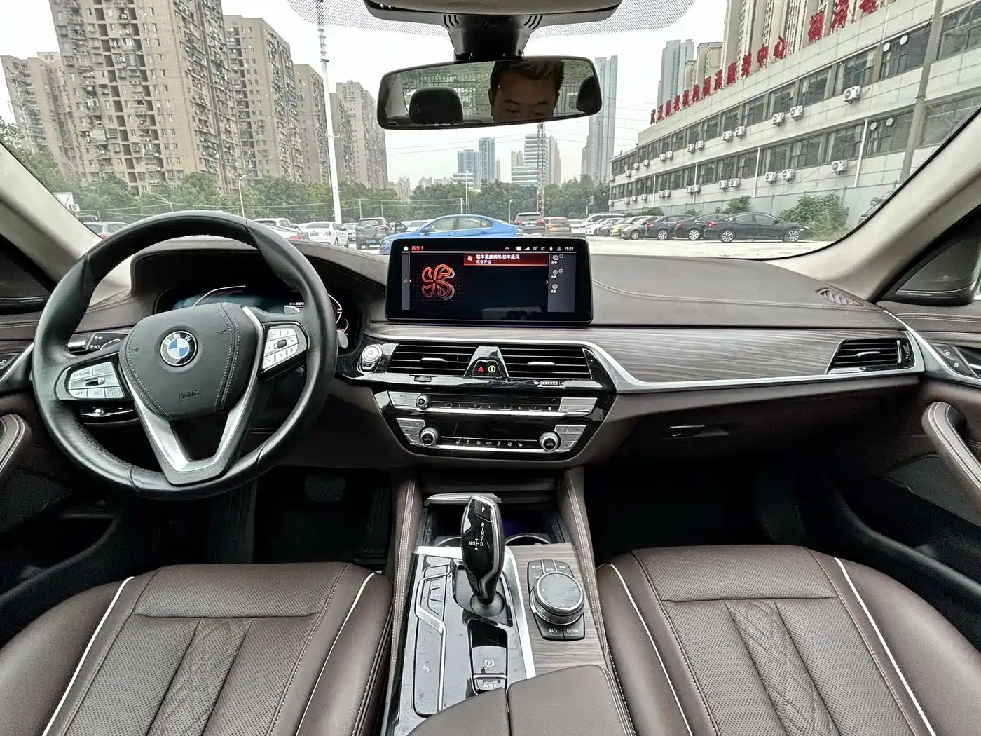BMW 5 Series 2023 530Li Leading Luxury Package фото 18