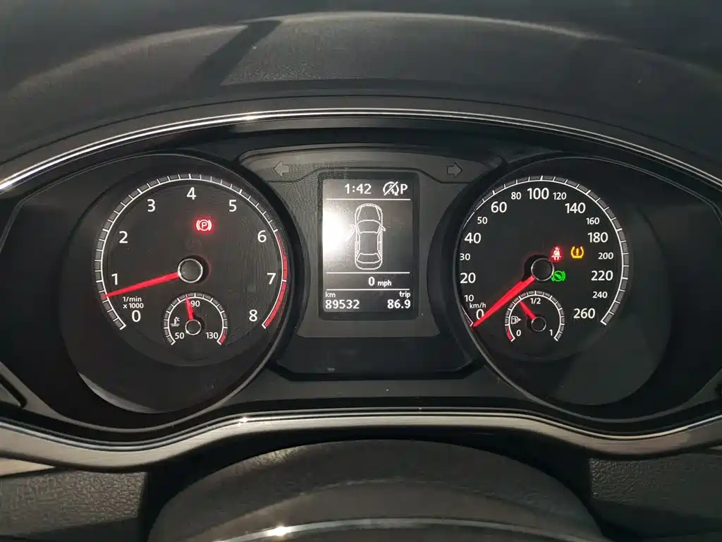 Volkswagen Passat 2017 330TSI DSG Prestige фото 12