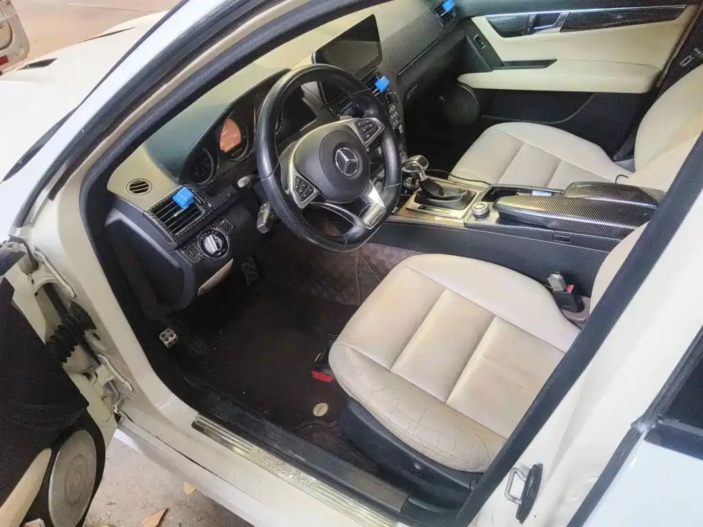 Фото 8 - Mercedes-Benz C-Class