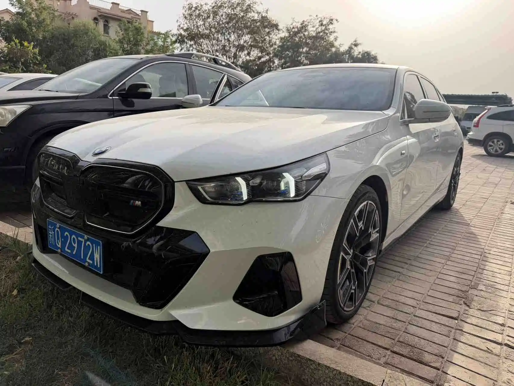 Photo 1 - BMW 5 Series