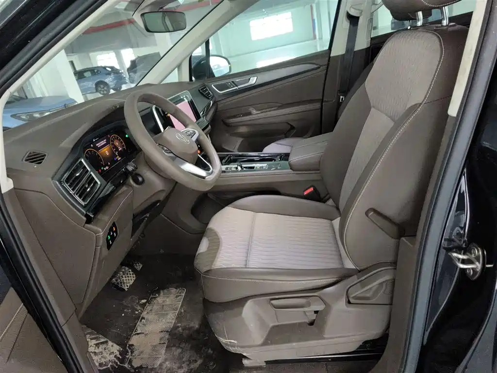 Volkswagen Viloran 2024 330TSI Business Edition фото 15