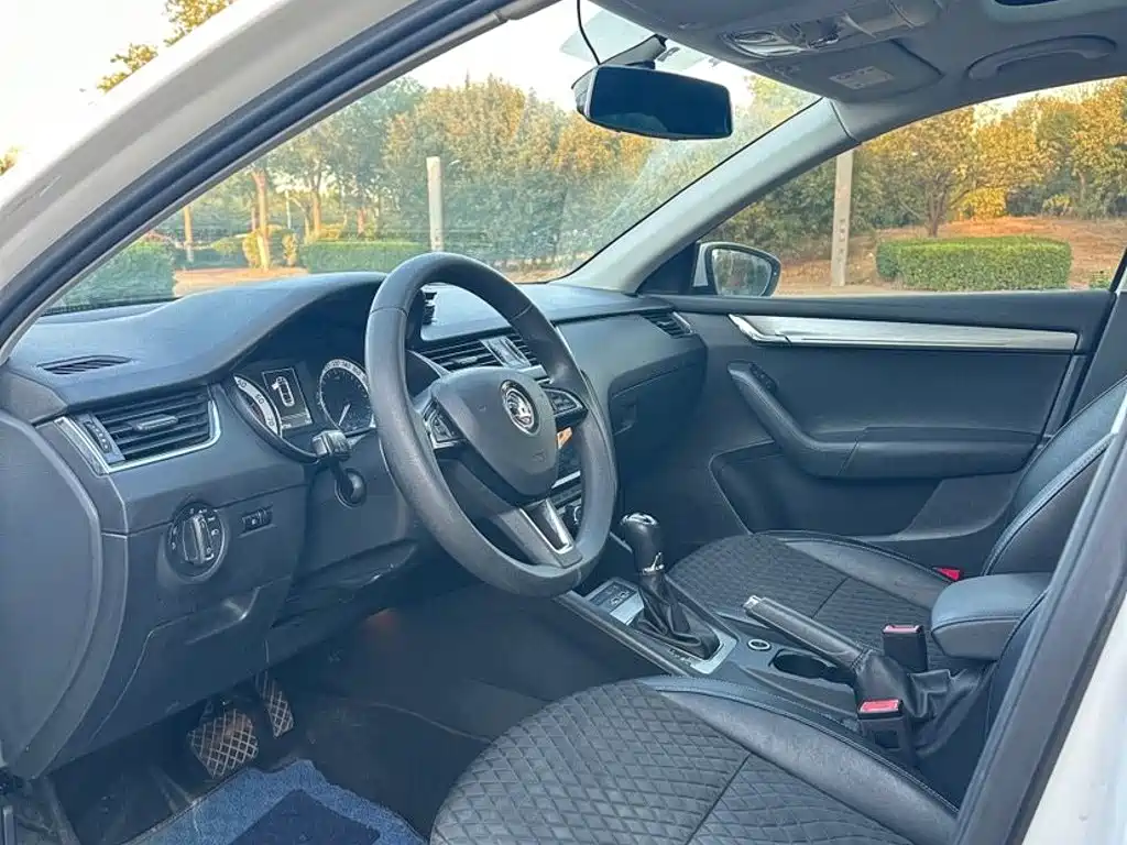 صورة 8 - Škoda Octavia