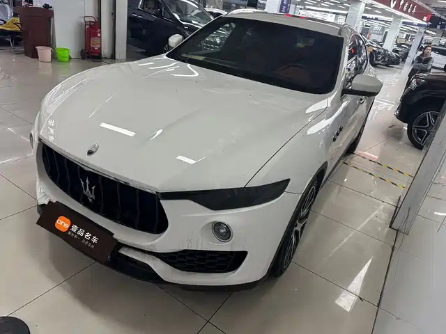 MASERATI LEVANTE