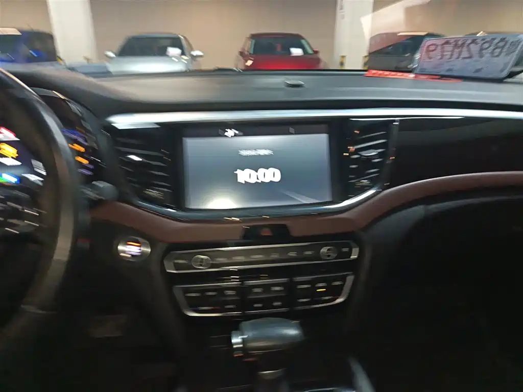 GAC Trumpchi Trumpchi GS8 2017 320T 2WD Luxury Smart Connect (7-seater) фото 9