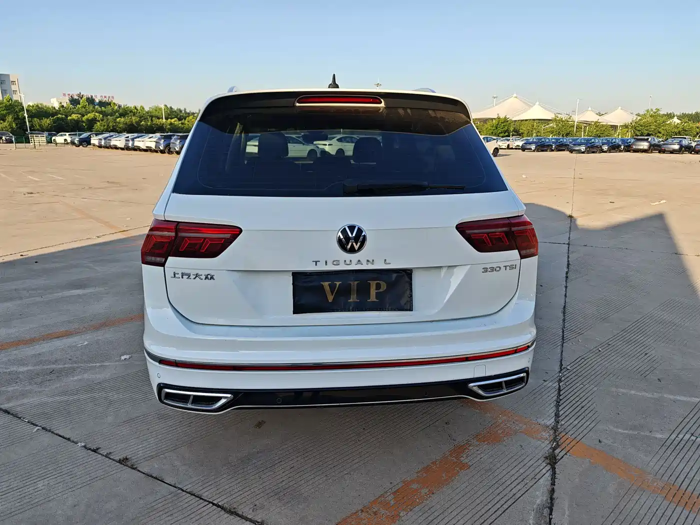 Volkswagen Tiguan L 2023 330TSI Auto 2WD R-Line Premium Edition фото 5