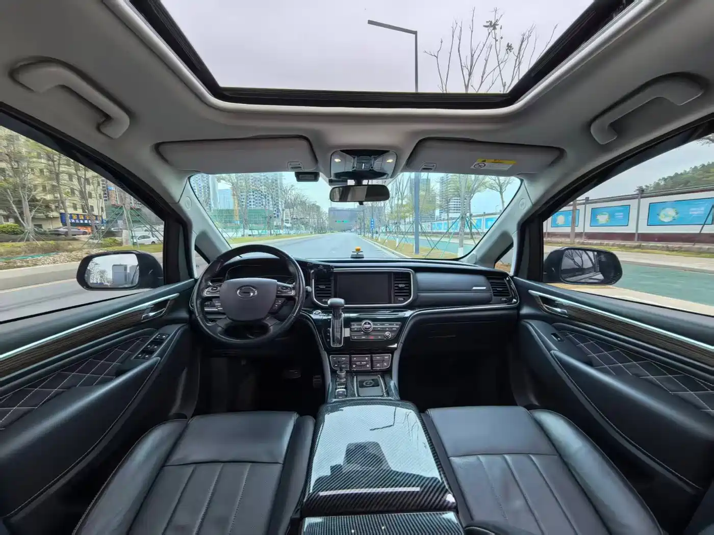 GAC Trumpchi Trumpchi M8 2018 320T Exclusive Edition фото 5
