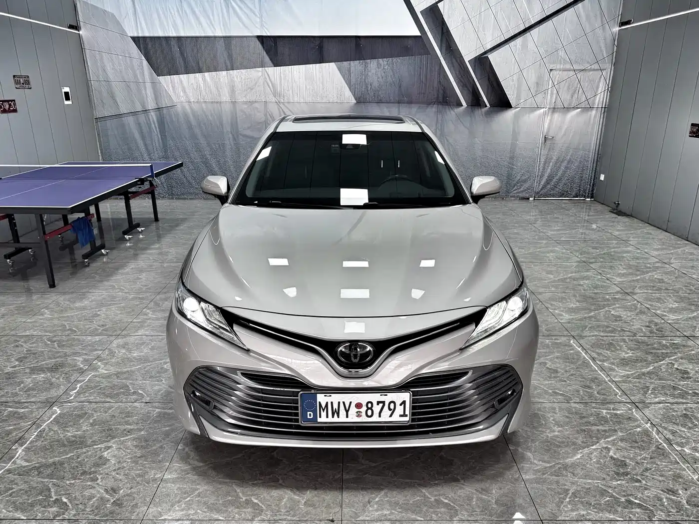 Toyota Camry 2018 2.0G Luxury Edition фото 2