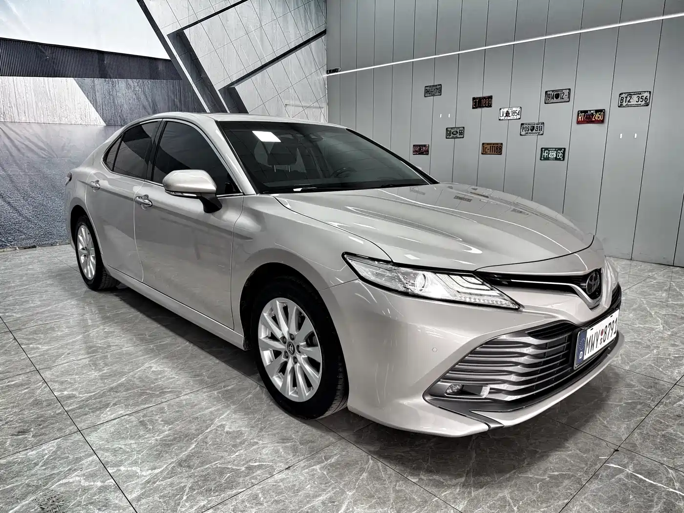 Toyota Camry 2018 2.0G Luxury Edition фото 3