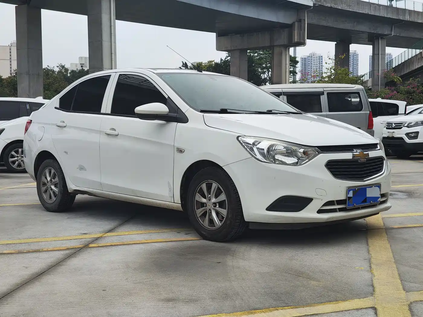 Chevrolet Sail 2018 Sail 3 1.3L AMT Ideal фото 3
