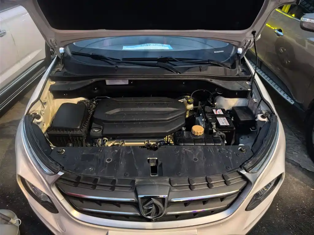Baojun 510 2020 2019 1.5L Manual Sport Edition 77kW China VI