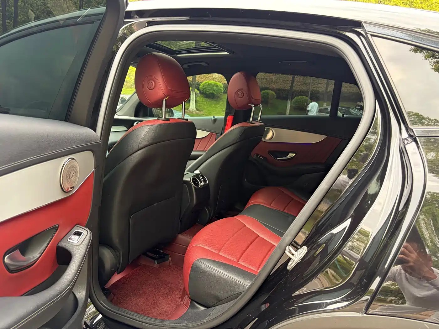 Mercedes-Benz GLC Coupe 2020 GLC 260 4MATIC Coupe SUV фото 10