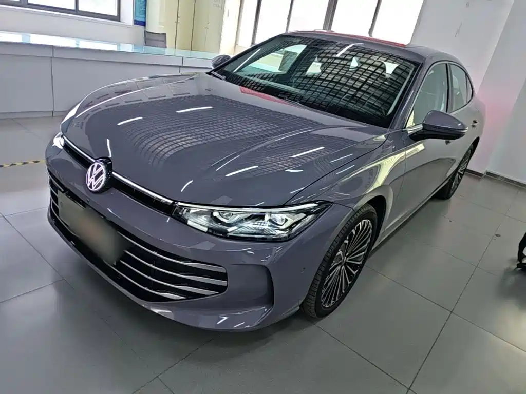 Volkswagen Passat 2025 Pro 380TSI Dragon Prestige Edition