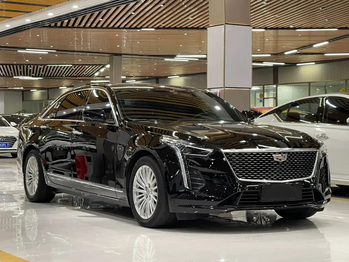 CADILLAC CT6
