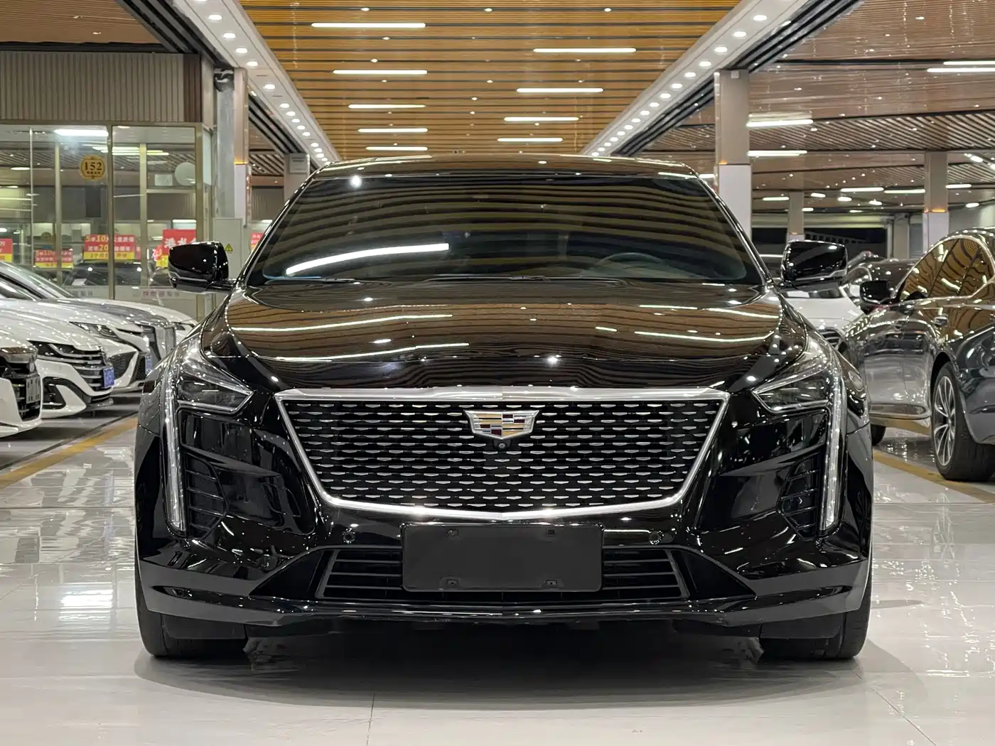 CADILLAC CT6