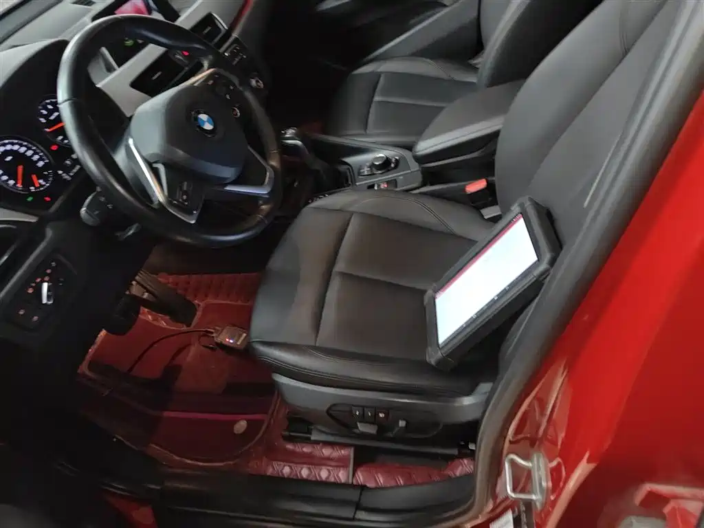 BMW X1 2019 sDrive18Li Fashion Model фото 15