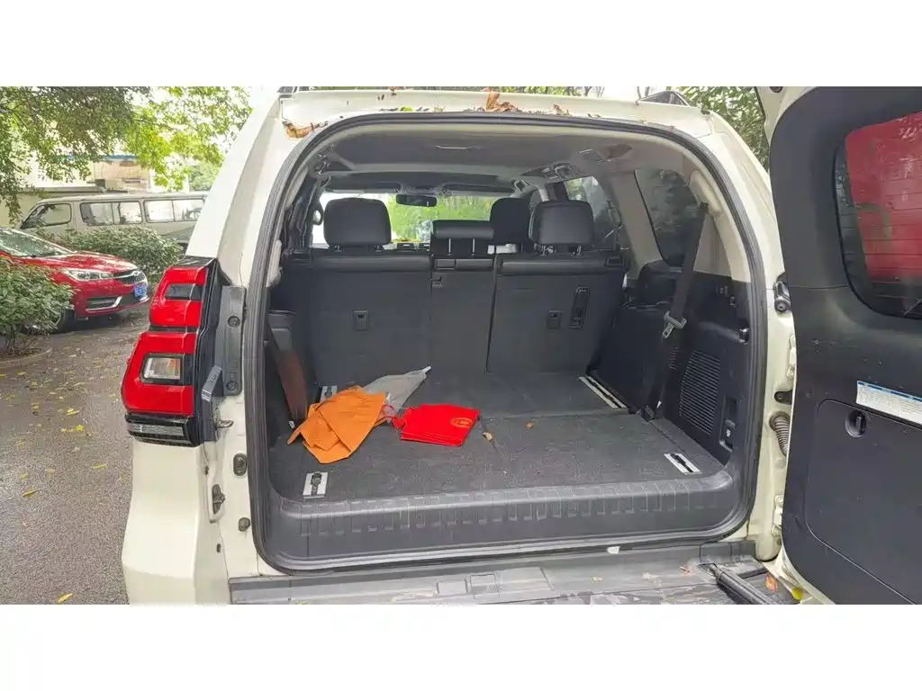 Фото 4 - Toyota Prado