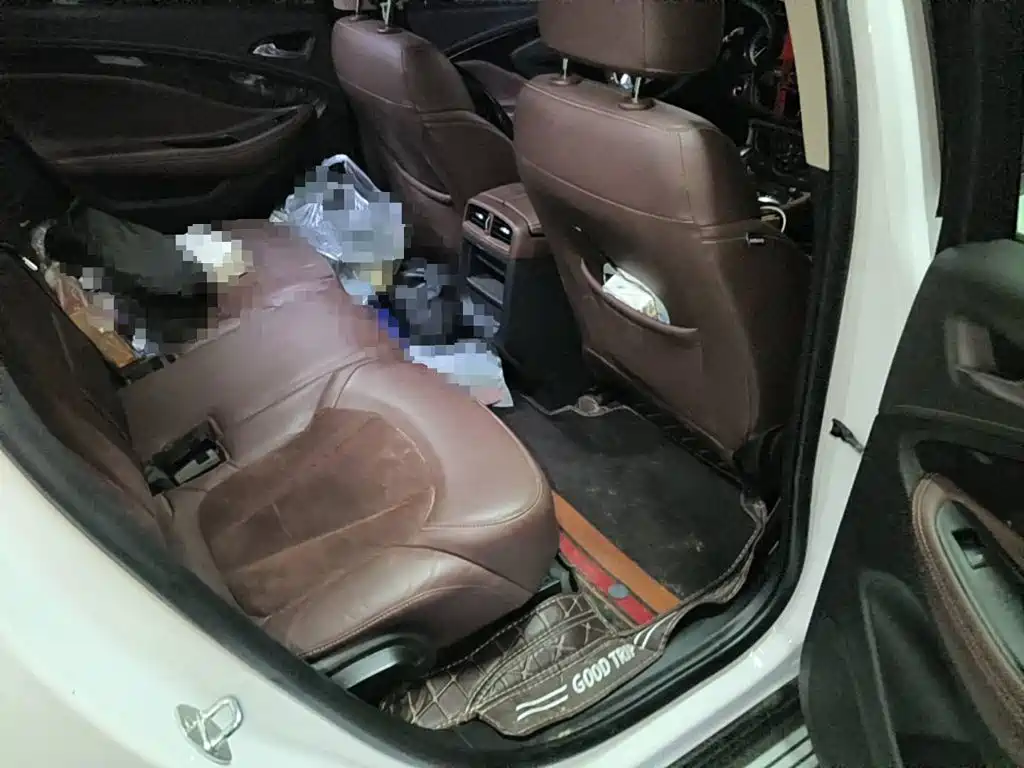 Фото 11 - Buick Envision Plus