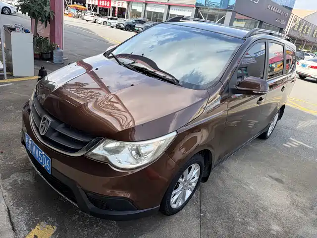 Baojun Baojun 730 2014 1.5L Manual Standard 7-seater