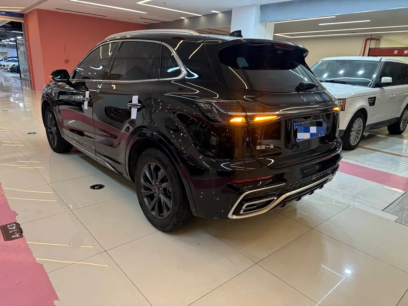 Hongqi HS5 2023 2.0T Flag Enjoy Pro Edition фото 14