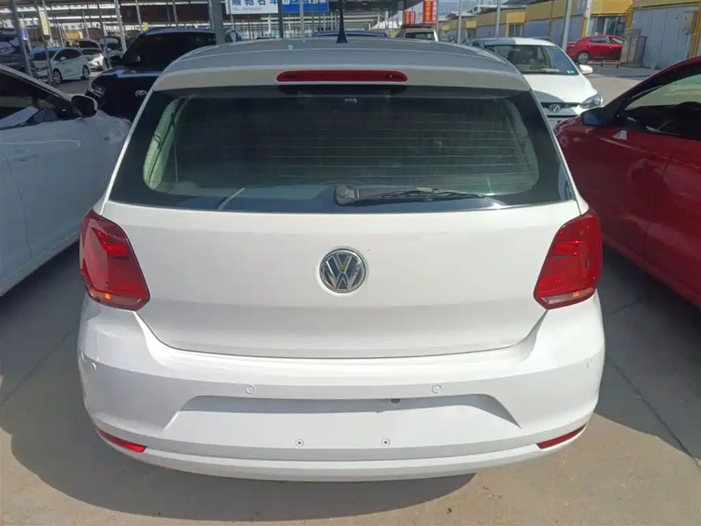 Volkswagen Polo 2018 1.5L Auto Safe Drive фото 6