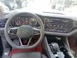Фото 11 - Volkswagen Touareg
