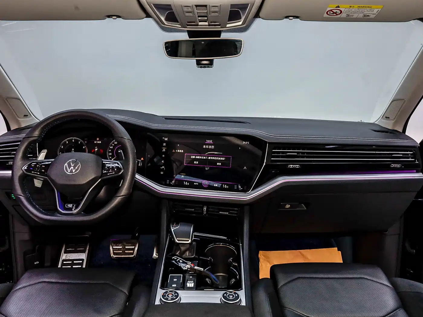 Volkswagen Touareg 2021 3.0TSI Sharp Edition with Gloss Black Sports Package фото 18