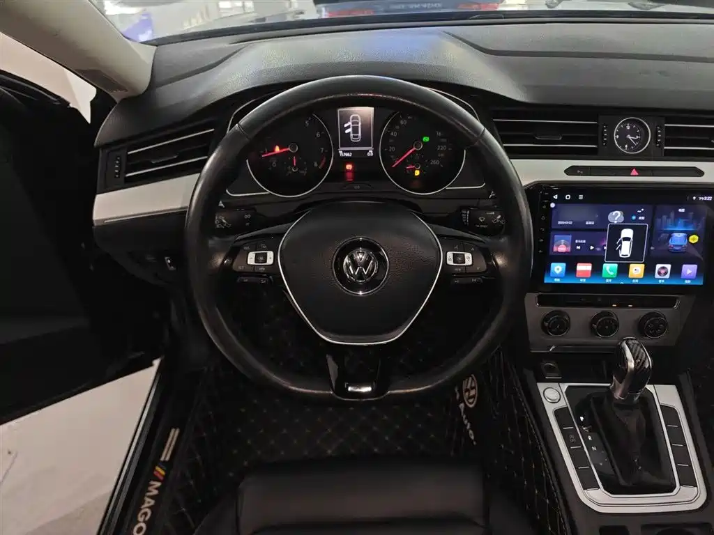 Volkswagen Magotan 2018 280TSI DSG Premium фото 11