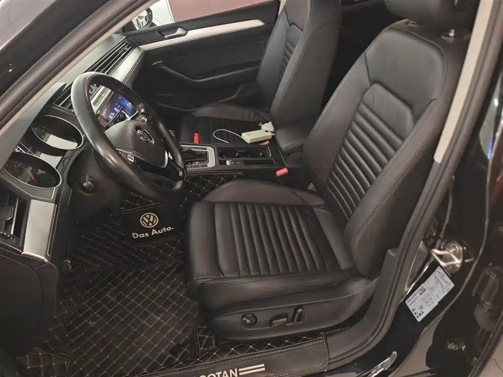Volkswagen Magotan 2018 280TSI DSG Premium фото 15