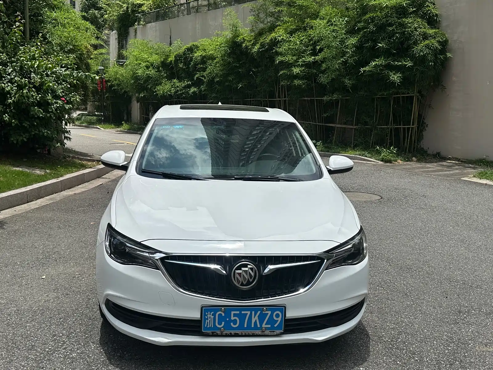 Фото 2 - Buick Excelle